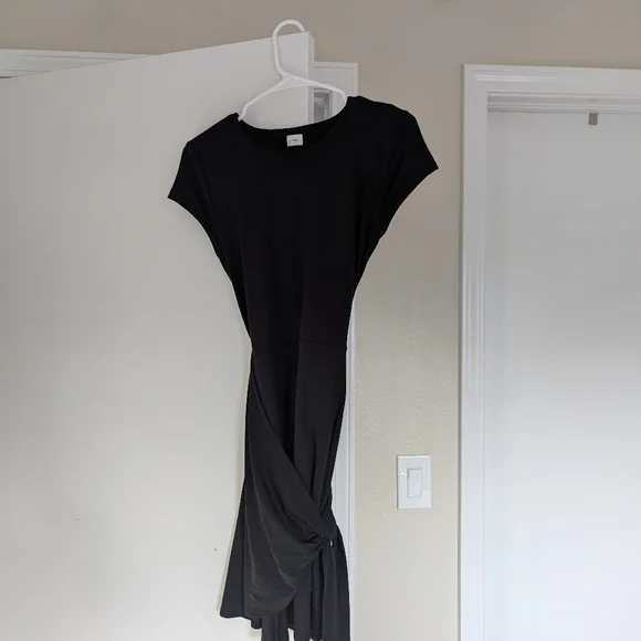 Aritzia Wilfred Lune Dress - Picture 5 of 6